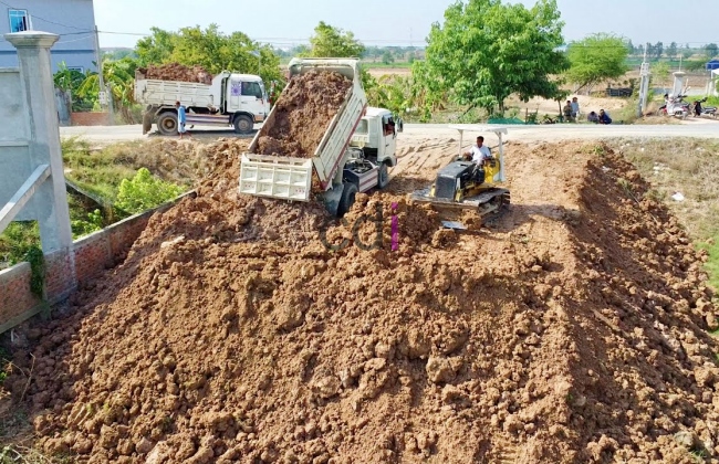 Jual Material Tanah Merah Urug di Cilandak Barat Jakarta Gratis Ongkir