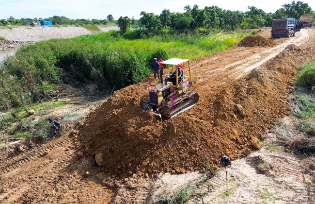 Jual Material Tanah Merah Urug di Jembatan Besi Jakarta Gratis Ongkir