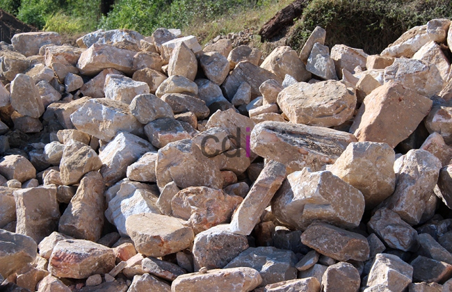 Jual Material Batu Limestone/Batu Kapur di Bungursari Purwakarta Gratis Ongkir