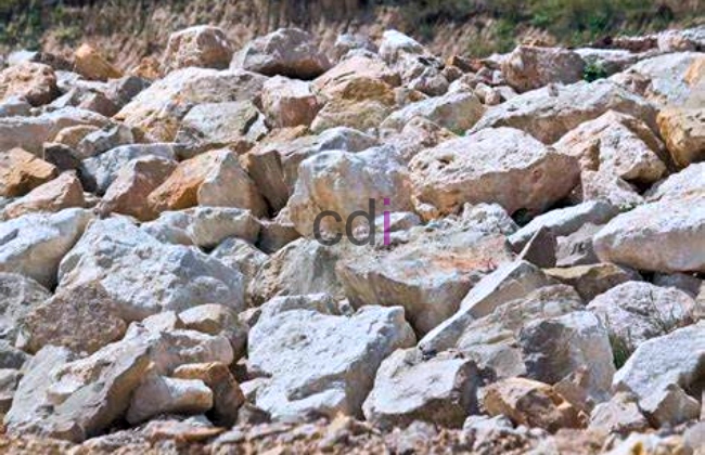 Jual Material Batu Limestone/Batu Kapur di  Pegangsaan Dua Jakarta Gratis Ongkir